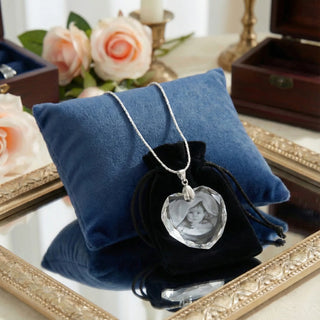 2D-Glasanhänger mit Kette – Herz im Facettenschliff - Halsketten mit Gravur | Engravy